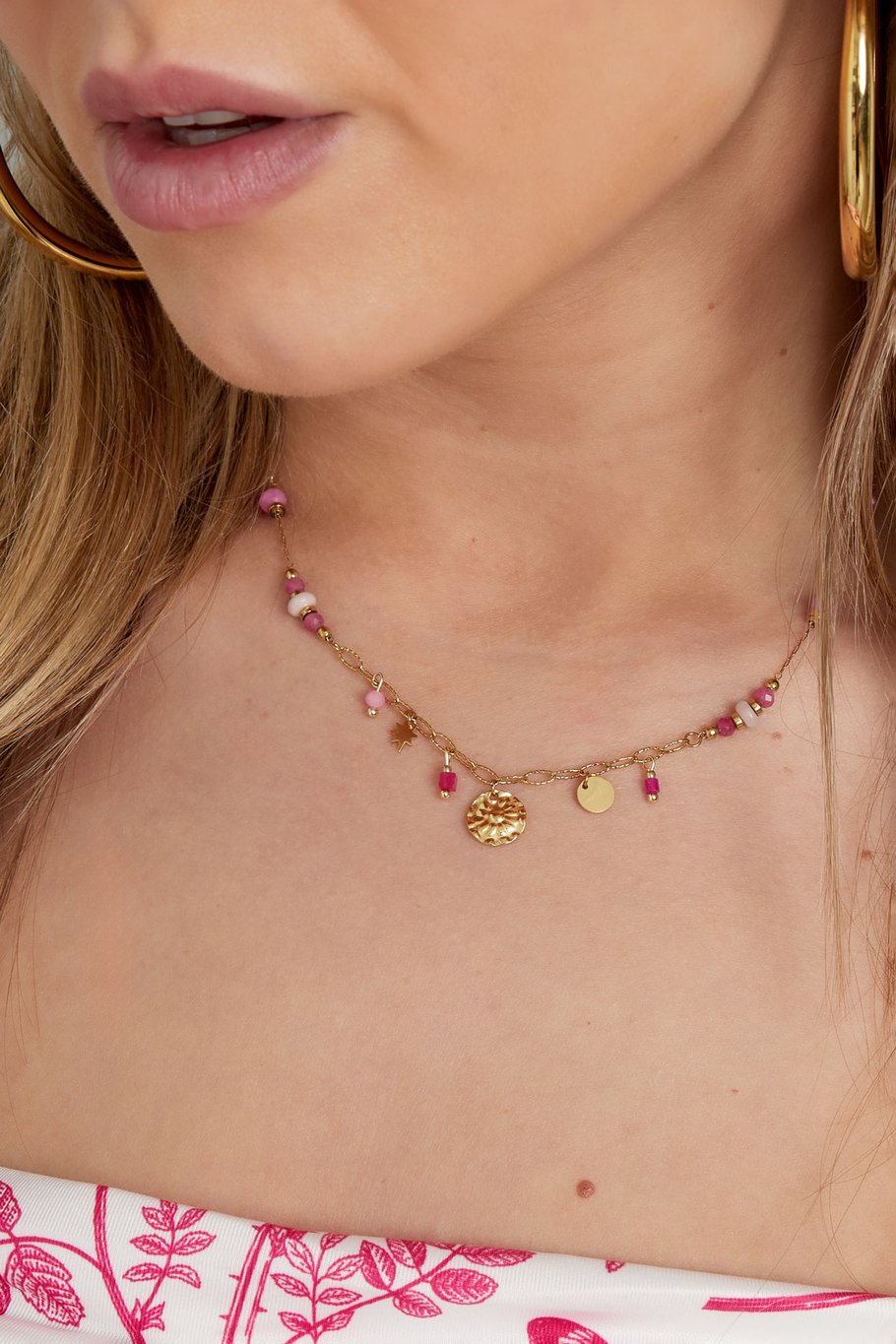 Sommerliche Halskette in Rosa – Goldfarbe - Goldfarbefarbe Bild3
